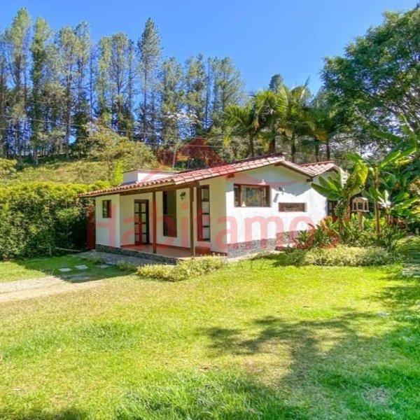 Casa-Finca en Rionegro - Vereda Aeropuerto código 70407